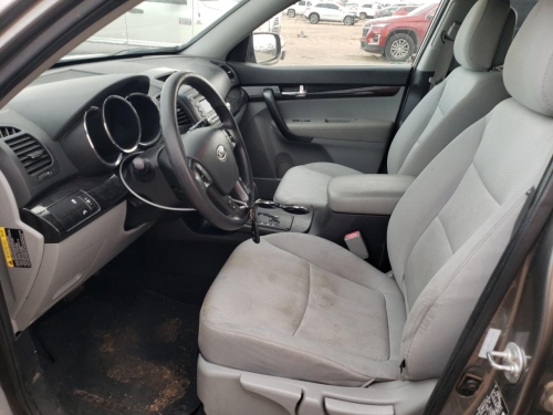 2013 KIA SORENTO LX
