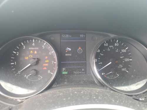 2018 NISSAN ROGUE S