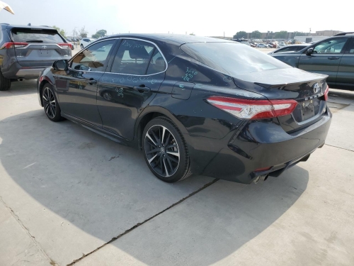 2018 TOYOTA CAMRY XSE