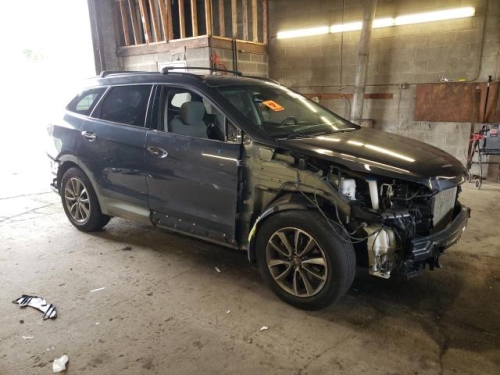 2018 HYUNDAI SANTA FE SE