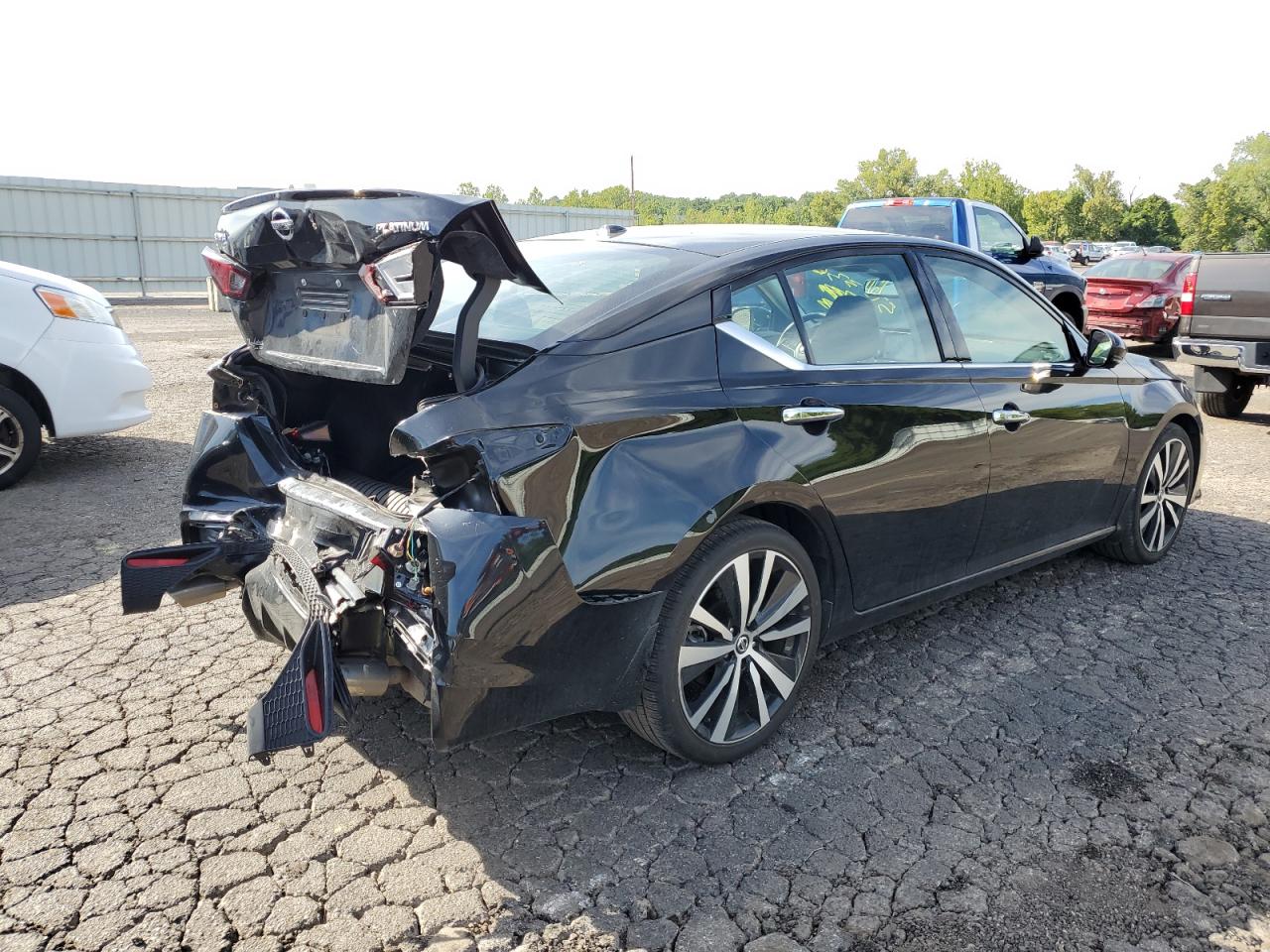 2020 NISSAN ALTIMA PLATINUM