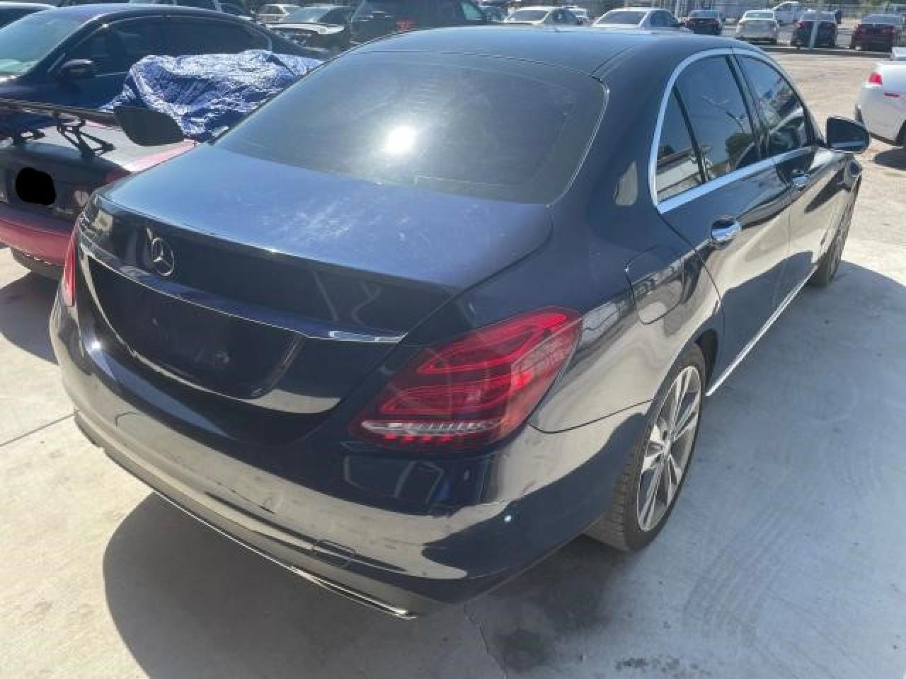 2016 MERCEDES-BENZ C 300