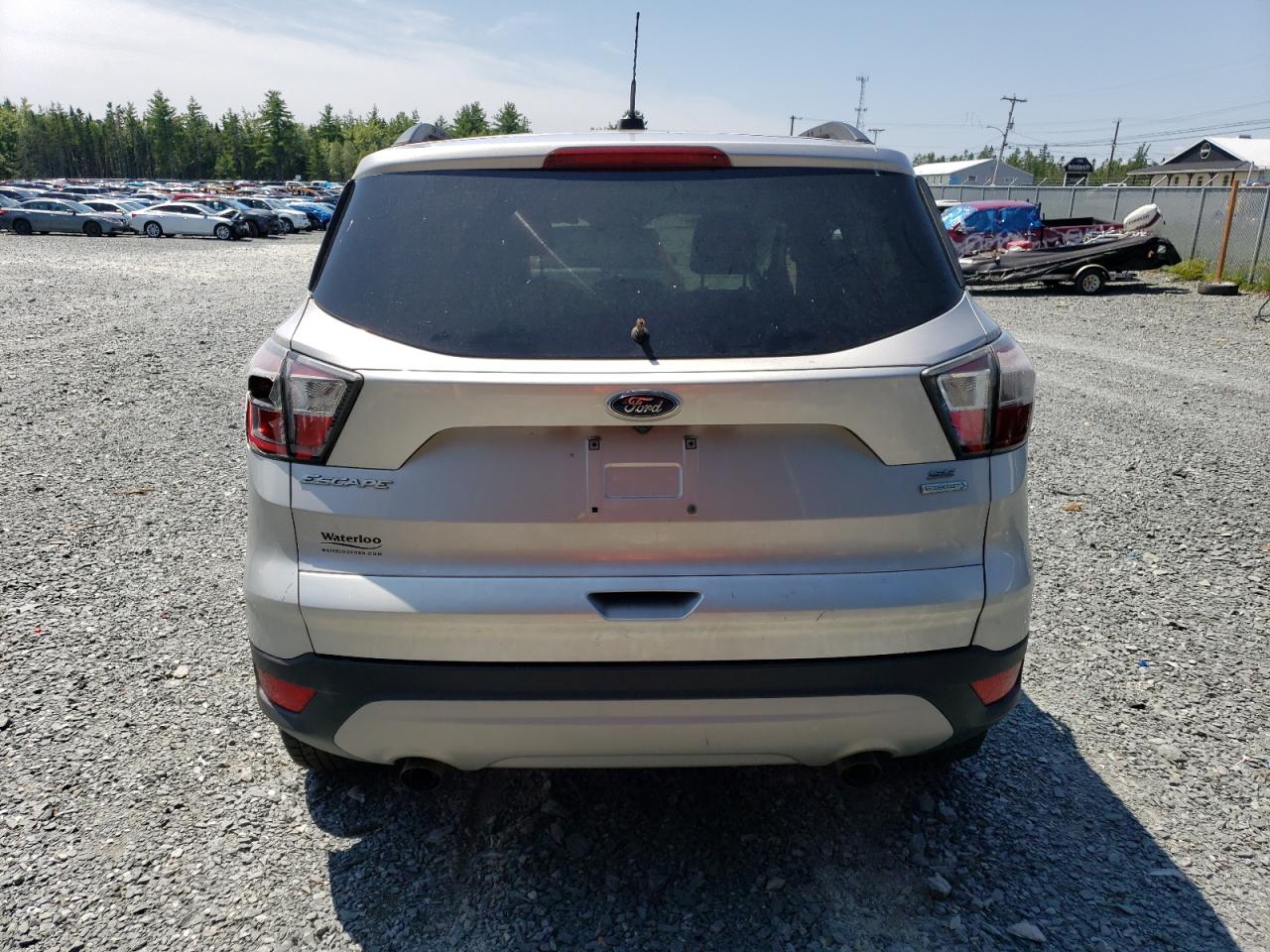 2017 FORD ESCAPE SE