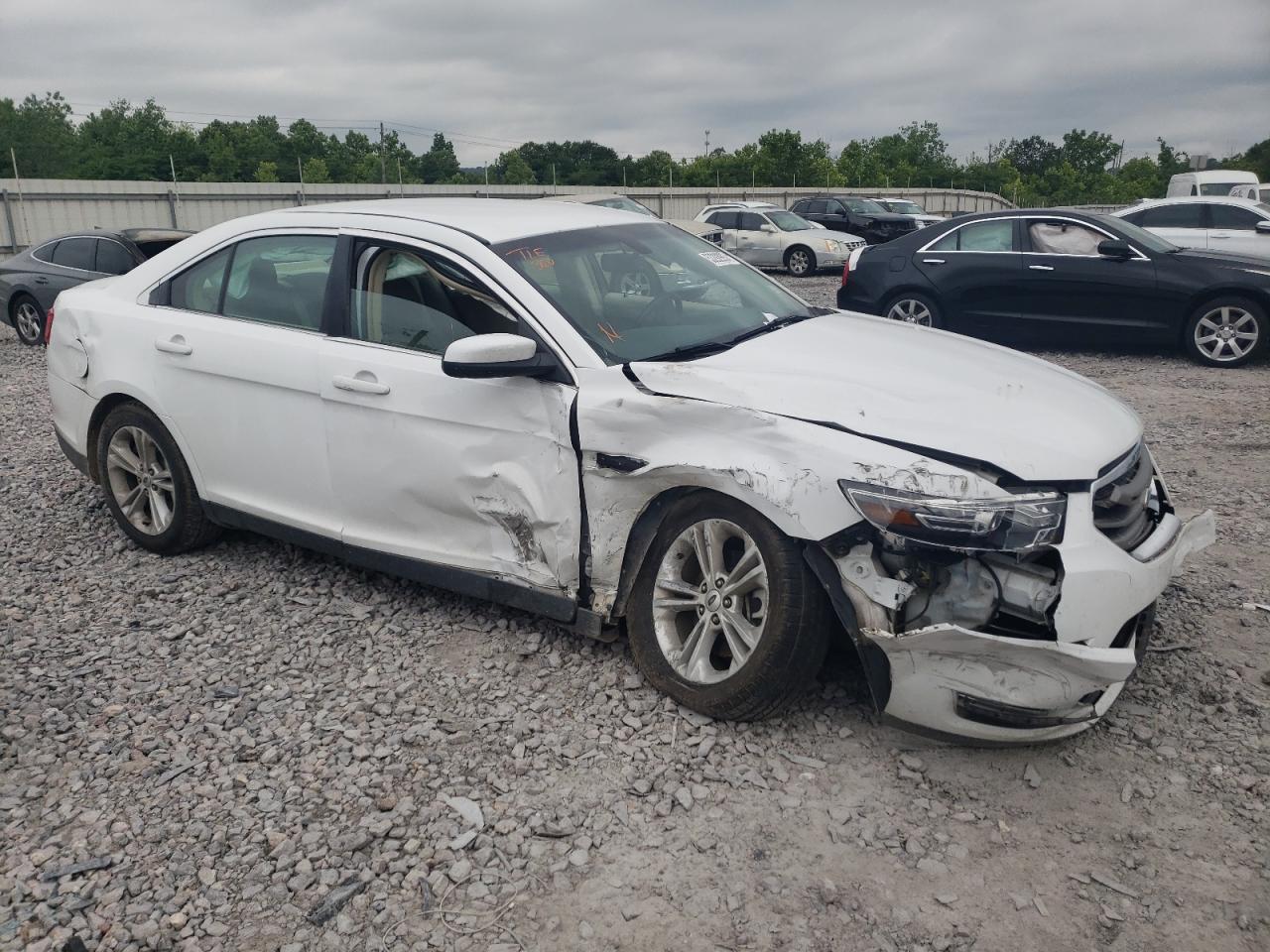 2016 FORD TAURUS SEL