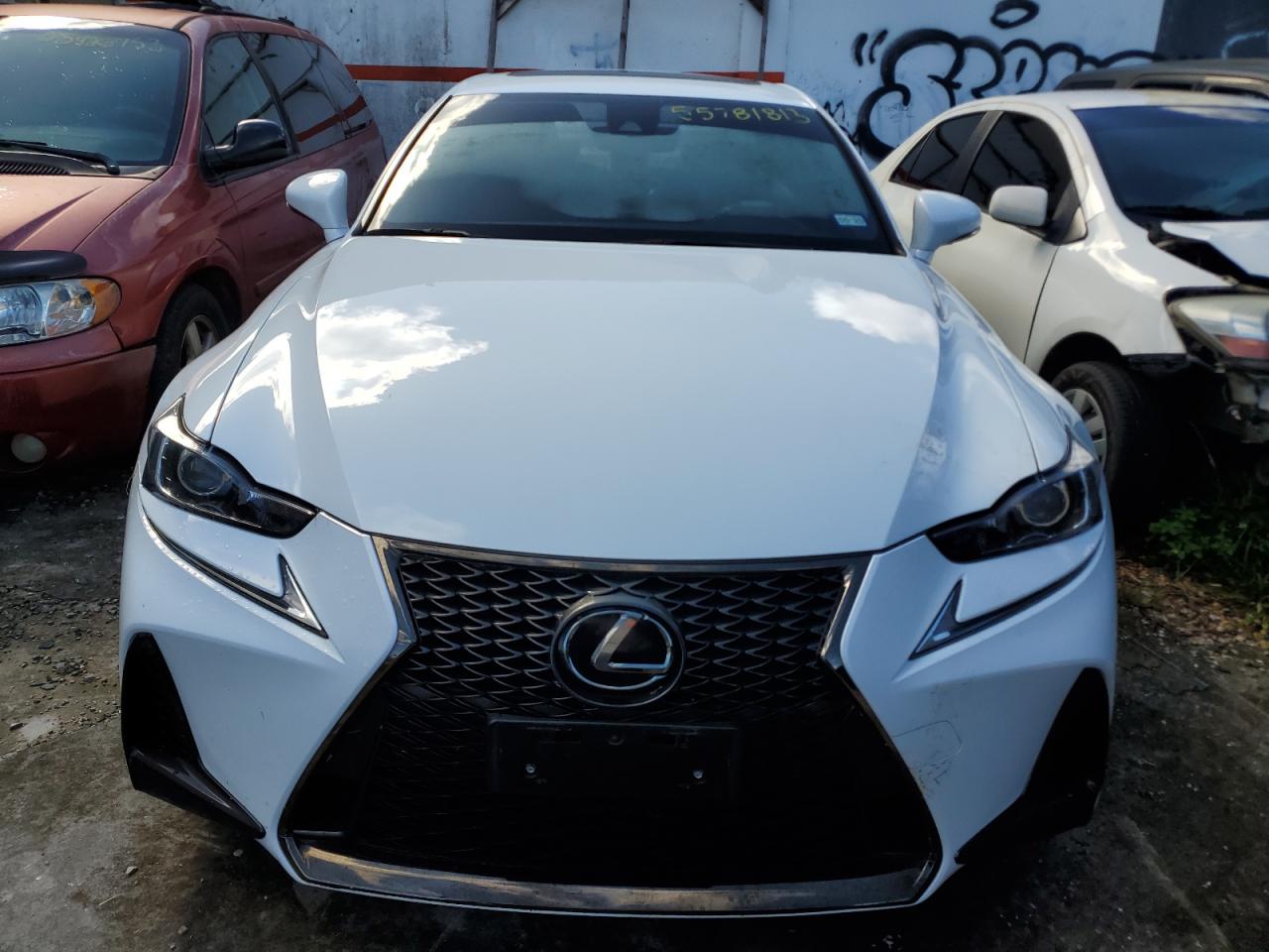 2018 LEXUS IS 300