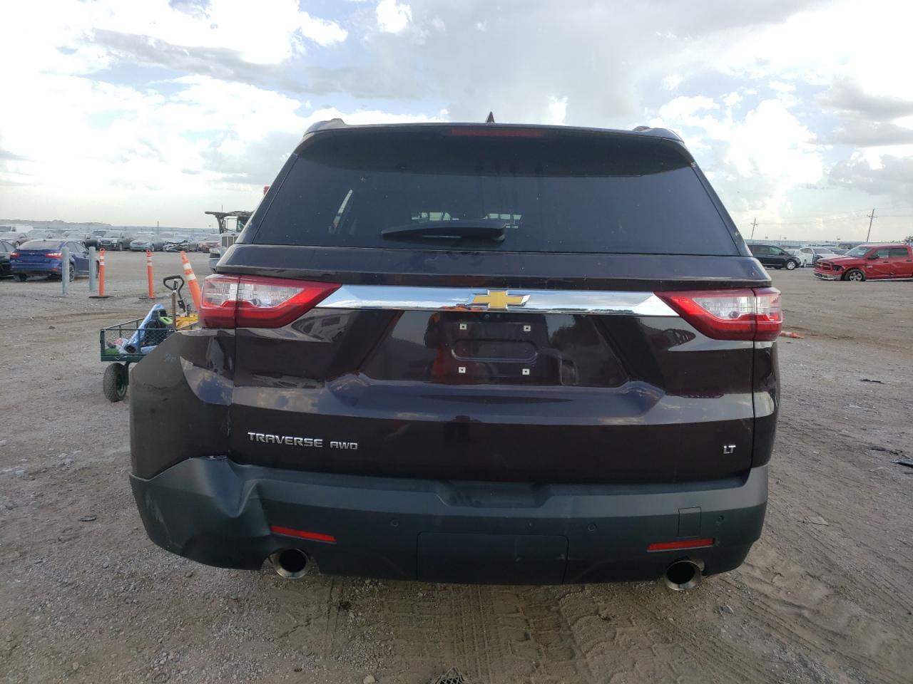 2021 CHEVROLET TRAVERSE LT