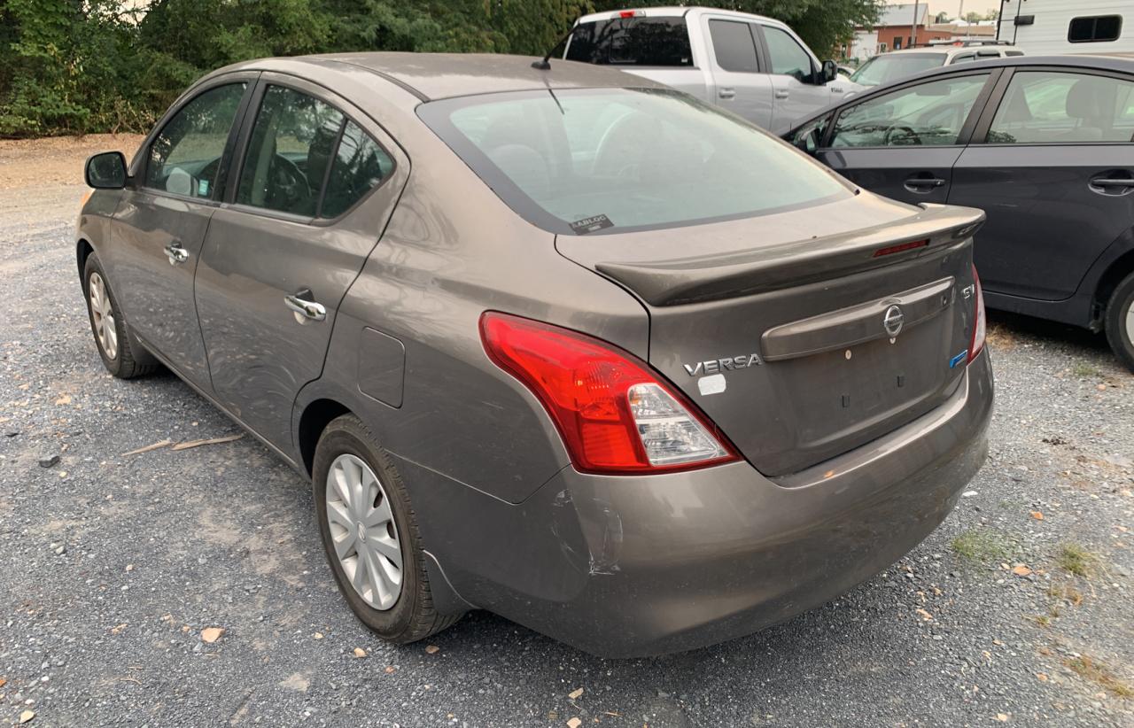 2013 NISSAN VERSA S