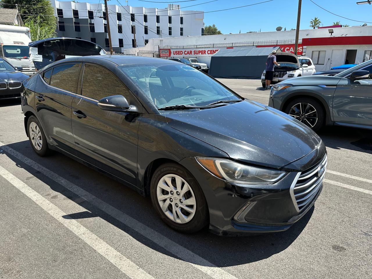 2017 HYUNDAI ELANTRA SE