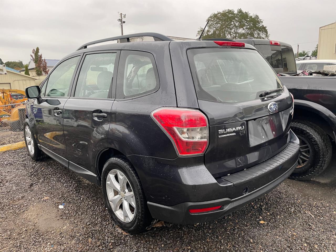 2015 SUBARU FORESTER 2.5I