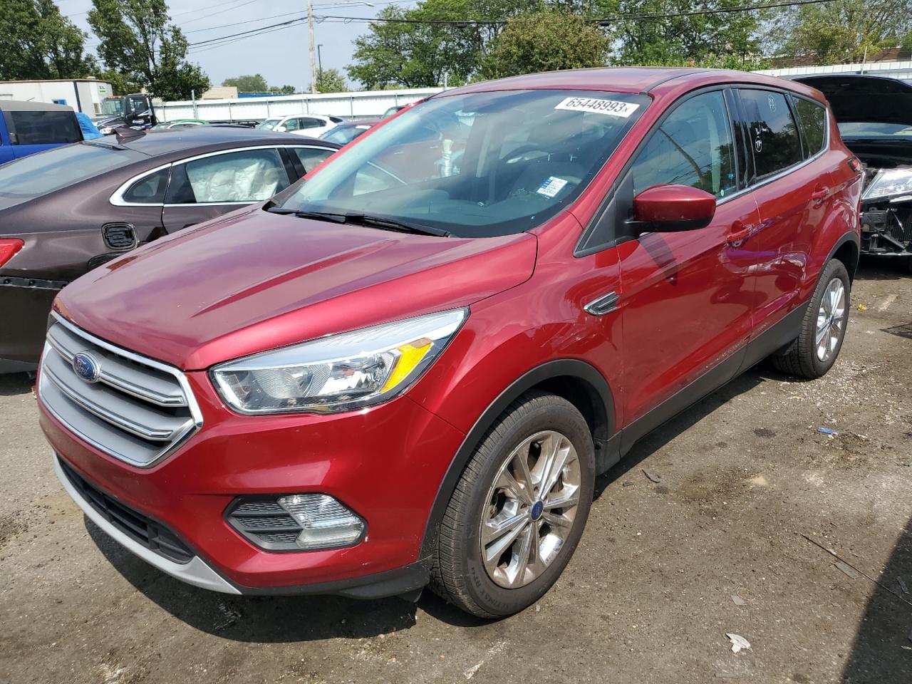 2017 FORD ESCAPE SE