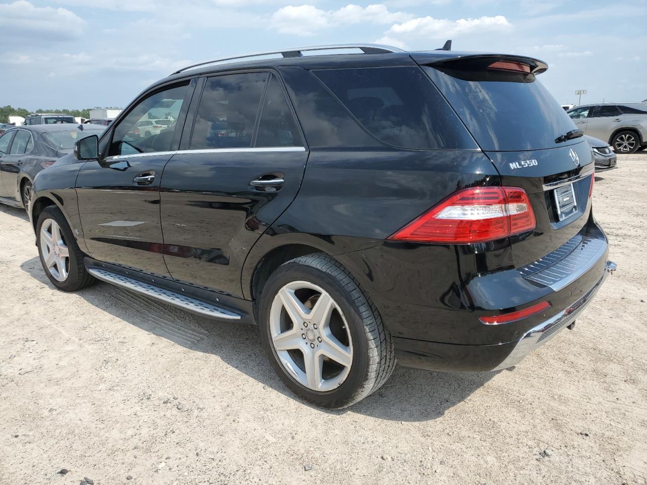 2014 MERCEDES-BENZ ML 550 4MATIC