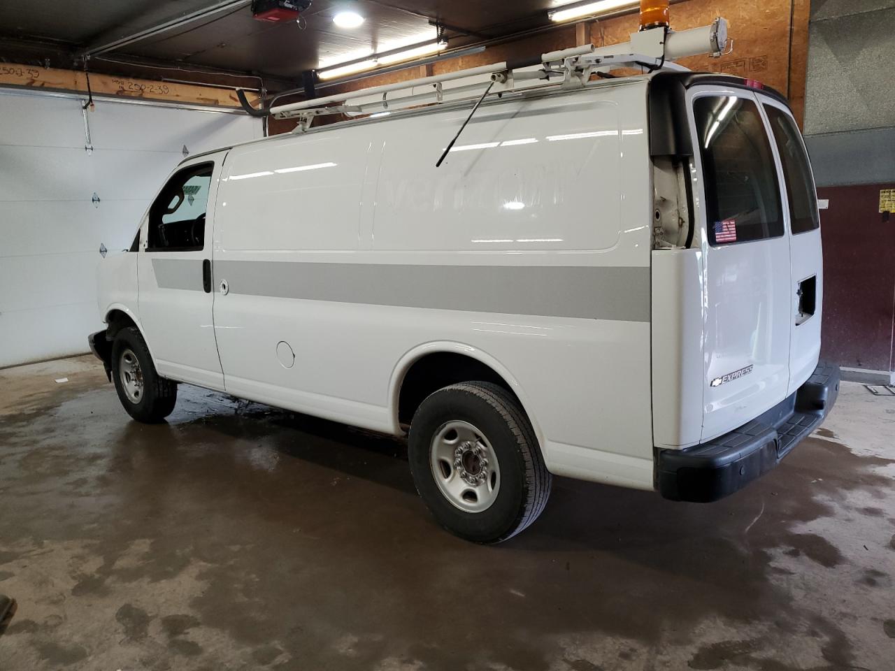 2017 CHEVROLET EXPRESS G2500 