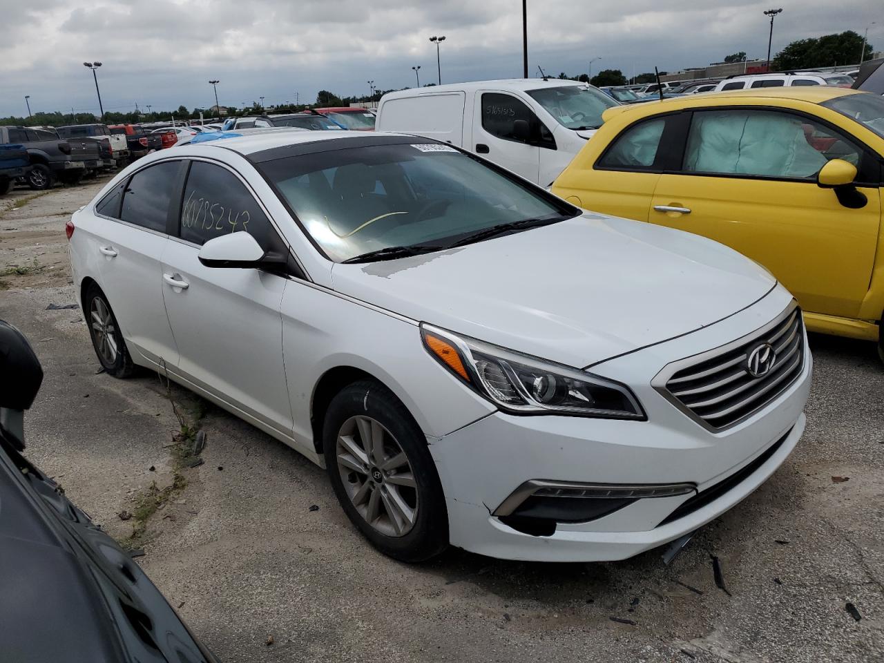 2015 HYUNDAI SONATA SE