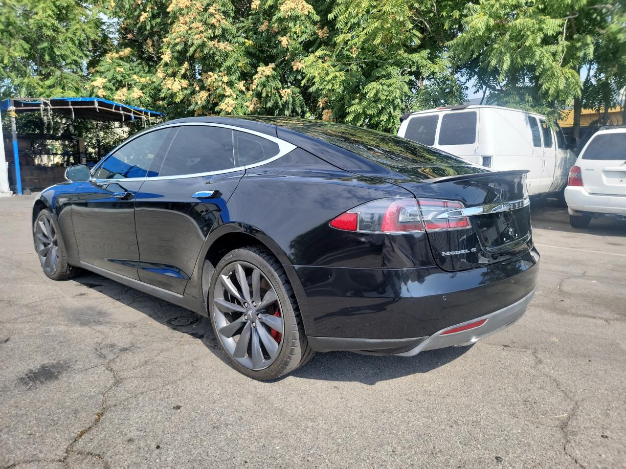 2014 TESLA MODEL S 