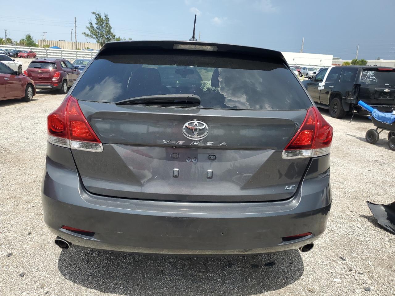 2013 TOYOTA VENZA LE