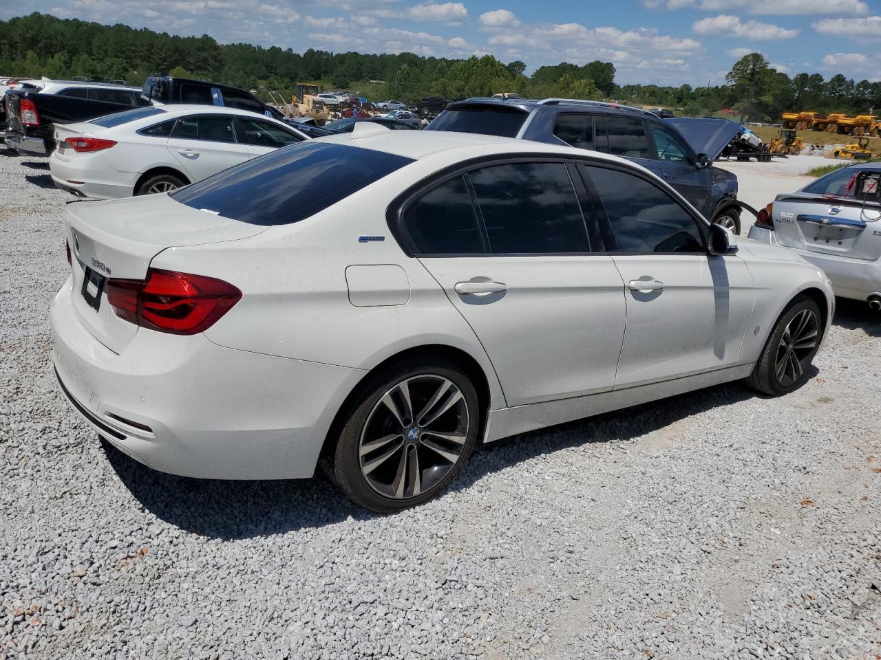 2018 BMW 330E 