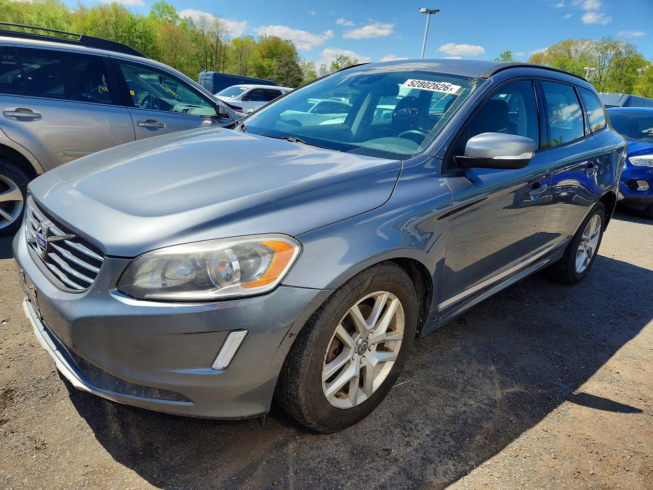2017 VOLVO XC60   
