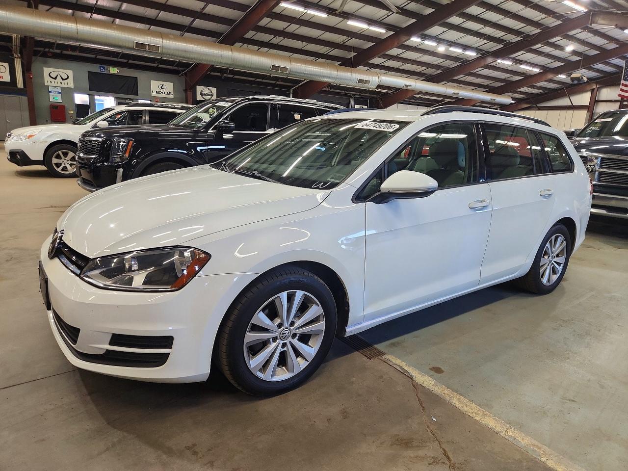 2017 VOLKSWAGEN GOLF SPORTWAGEN S  