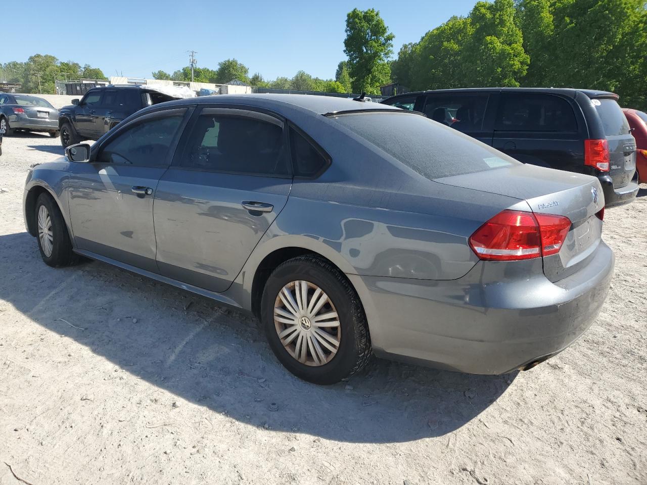 2014 VOLKSWAGEN PASSAT S