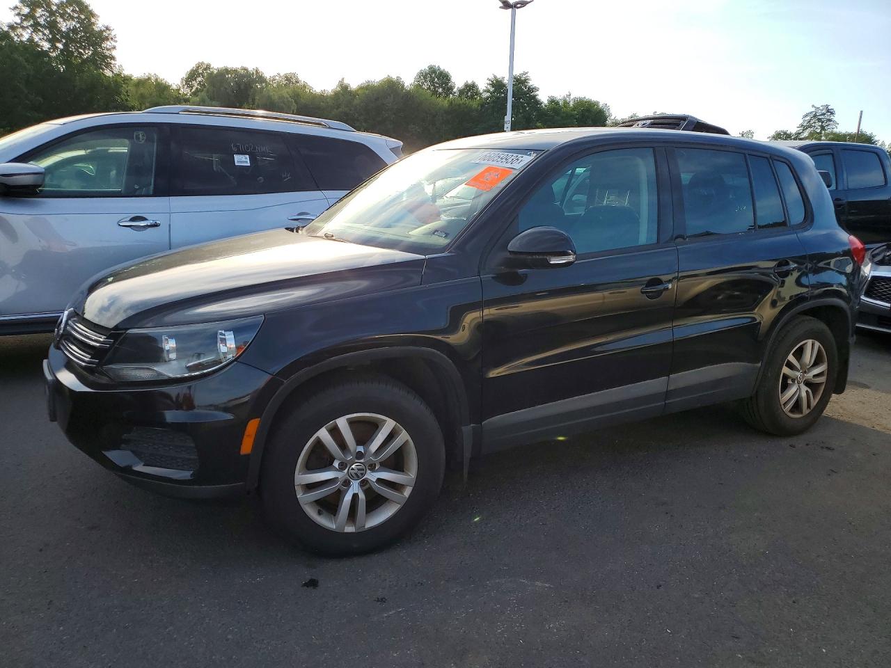 2013 VOLKSWAGEN TIGUAN S  