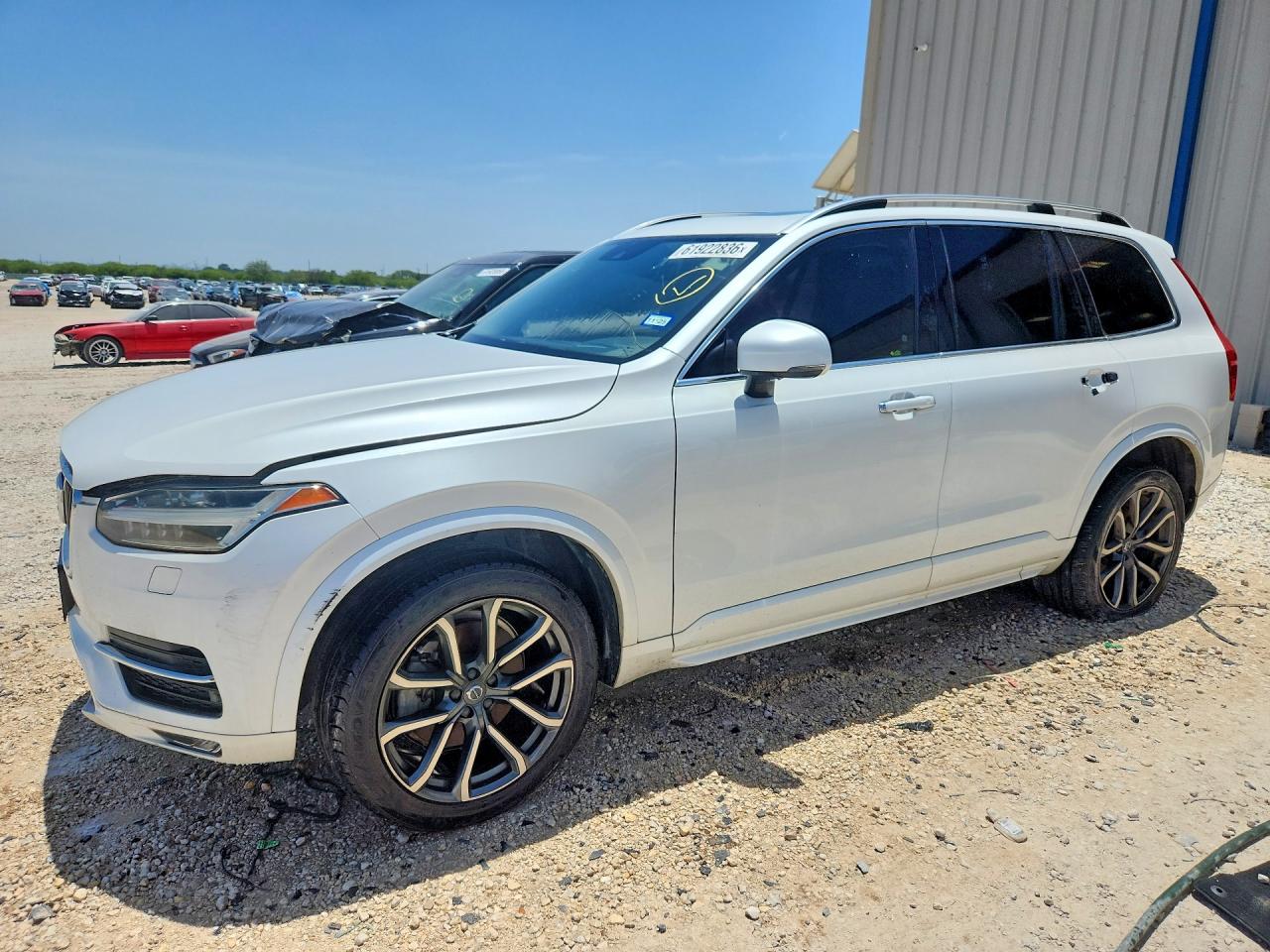 2016 VOLVO XC90 T6  
