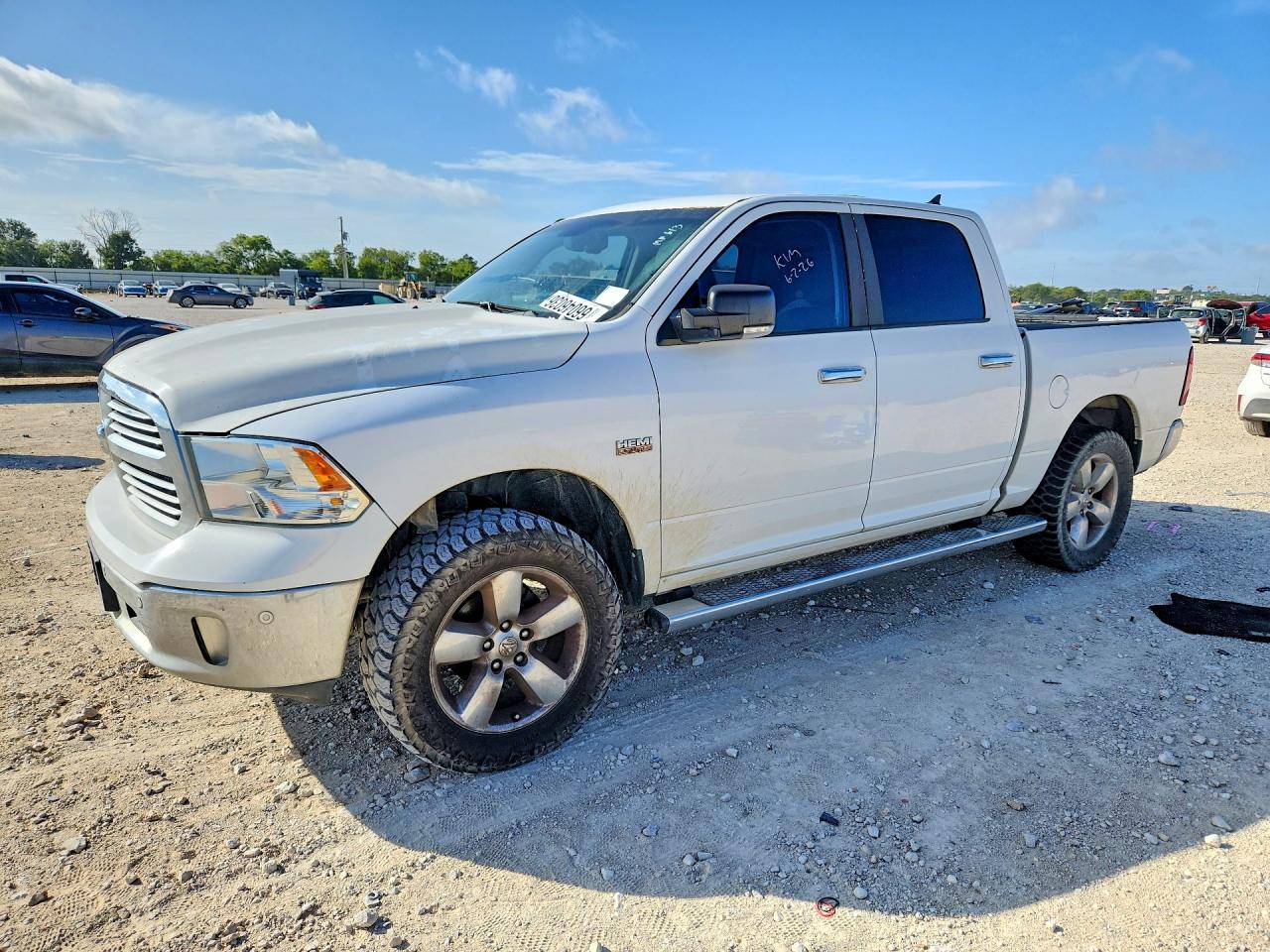 2015 RAM 1500 SLT  
