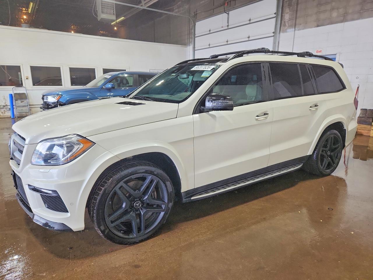 2014 MERCEDES-BENZ GL 550 4MATIC  
