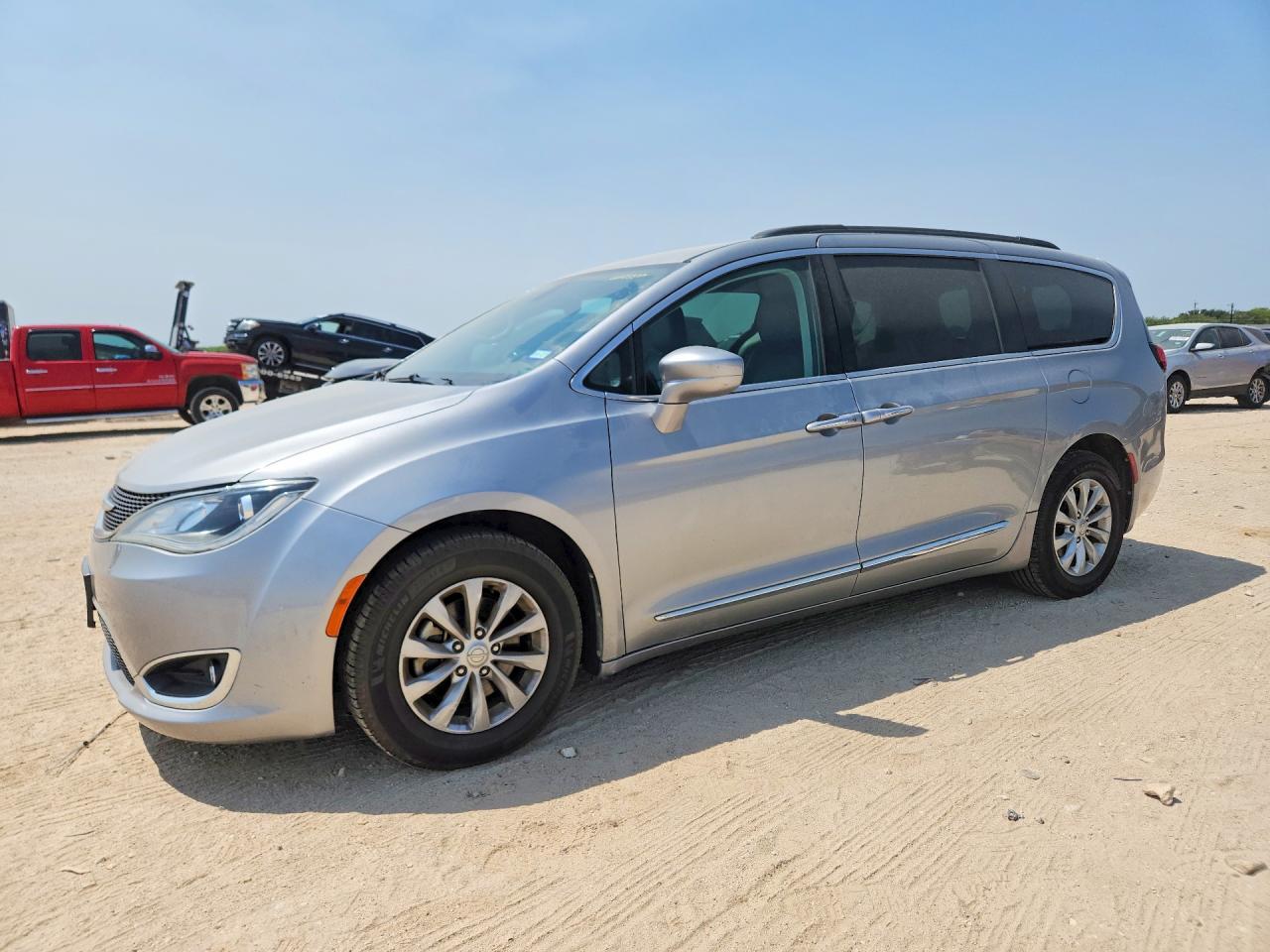 2017 CHRYSLER PACIFICA TOURING L  