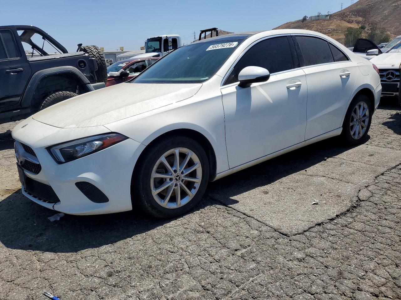 2019 MERCEDES-BENZ A 220 4MATIC  