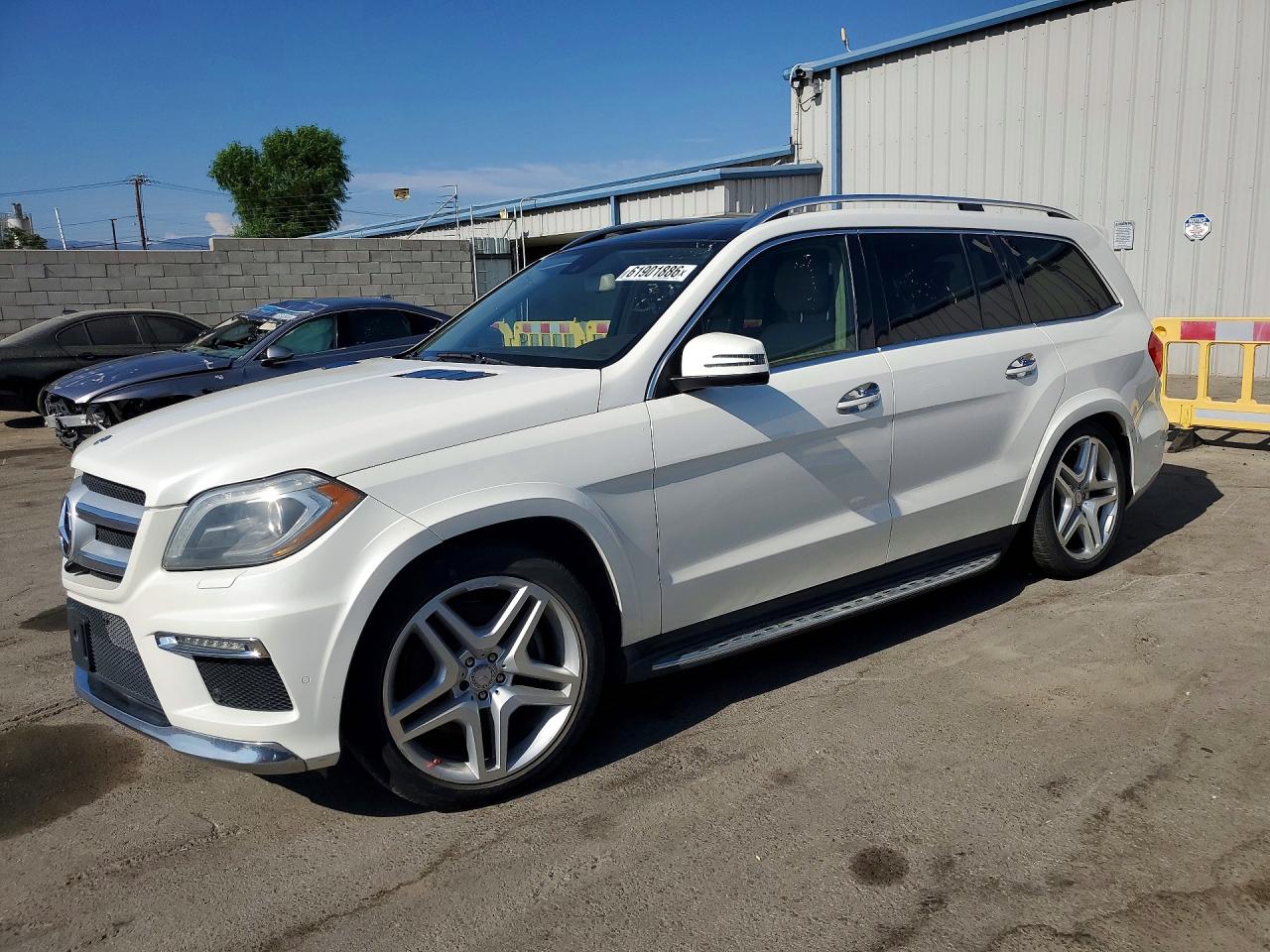 2015 MERCEDES-BENZ GL 550 4MATIC  