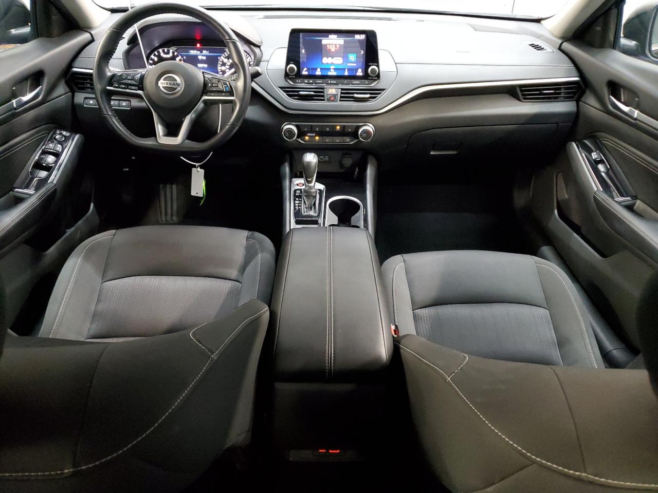 2022 NISSAN ALTIMA SV