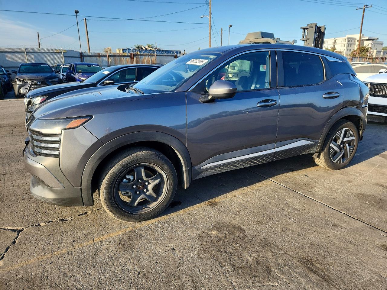 2025 NISSAN KICKS SV  