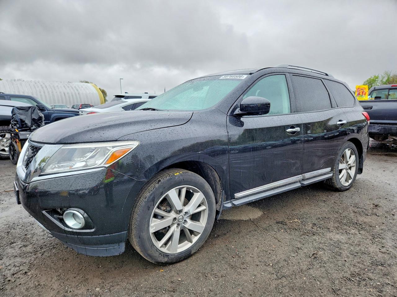 2014 NISSAN PATHFINDER S  