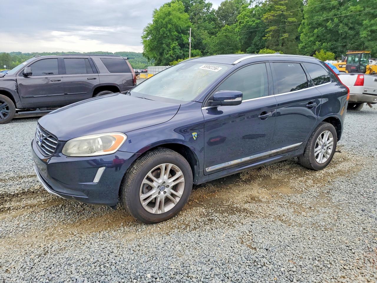 2016 VOLVO XC60 T5 PREMIER  