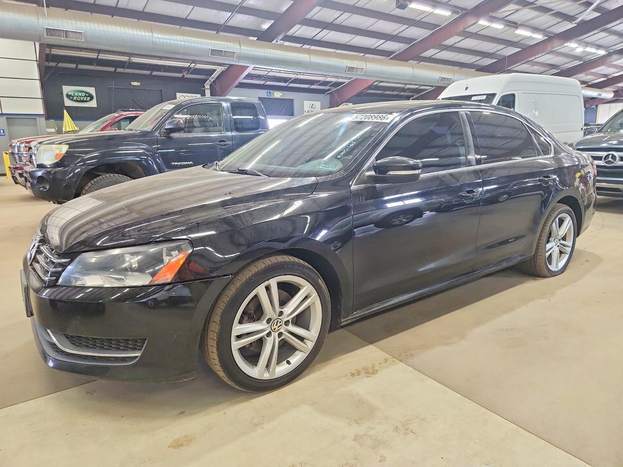 2014 VOLKSWAGEN PASSAT SE  