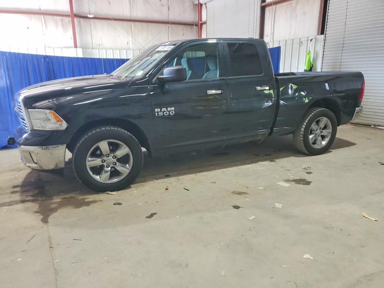2016 RAM 1500 SLT  