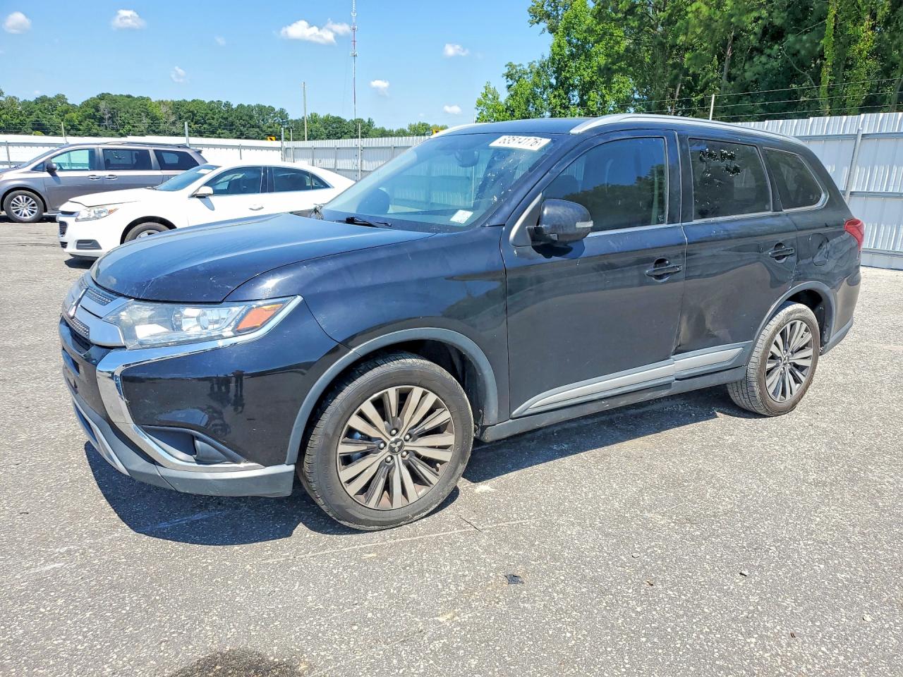 2019 MITSUBISHI OUTLANDER SE  