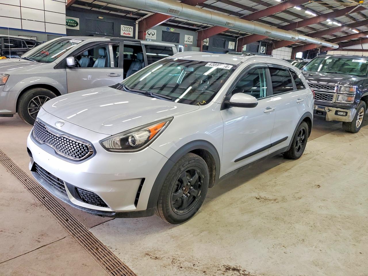 2018 KIA NIRO LX  