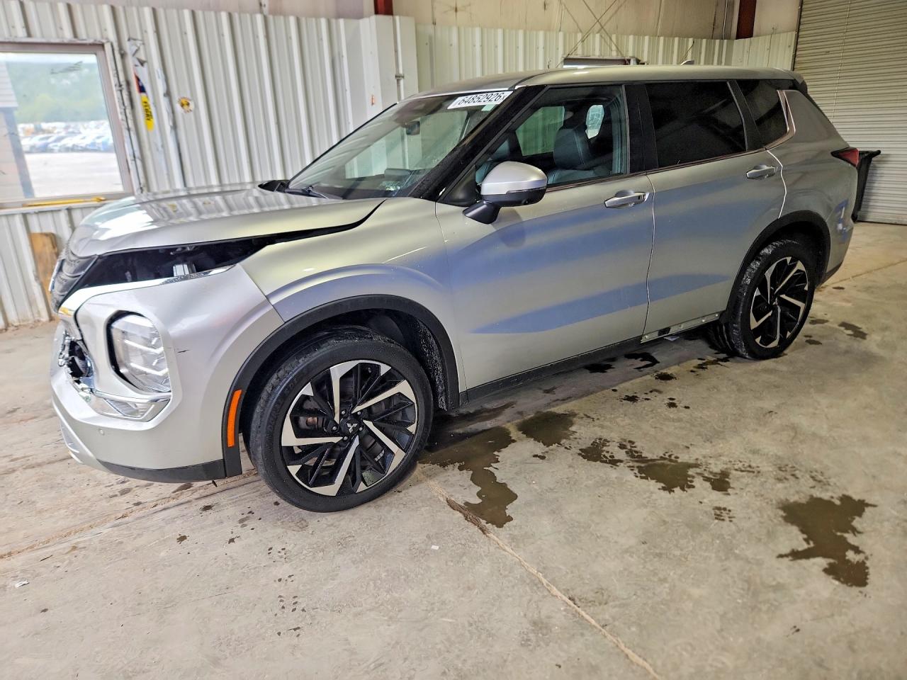 2022 MITSUBISHI OUTLANDER SE  