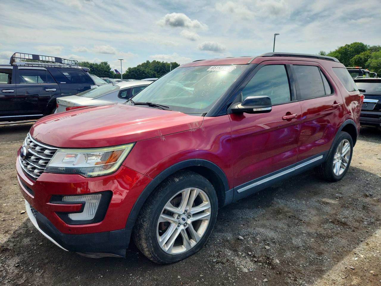 2017 FORD EXPLORER XLT  
