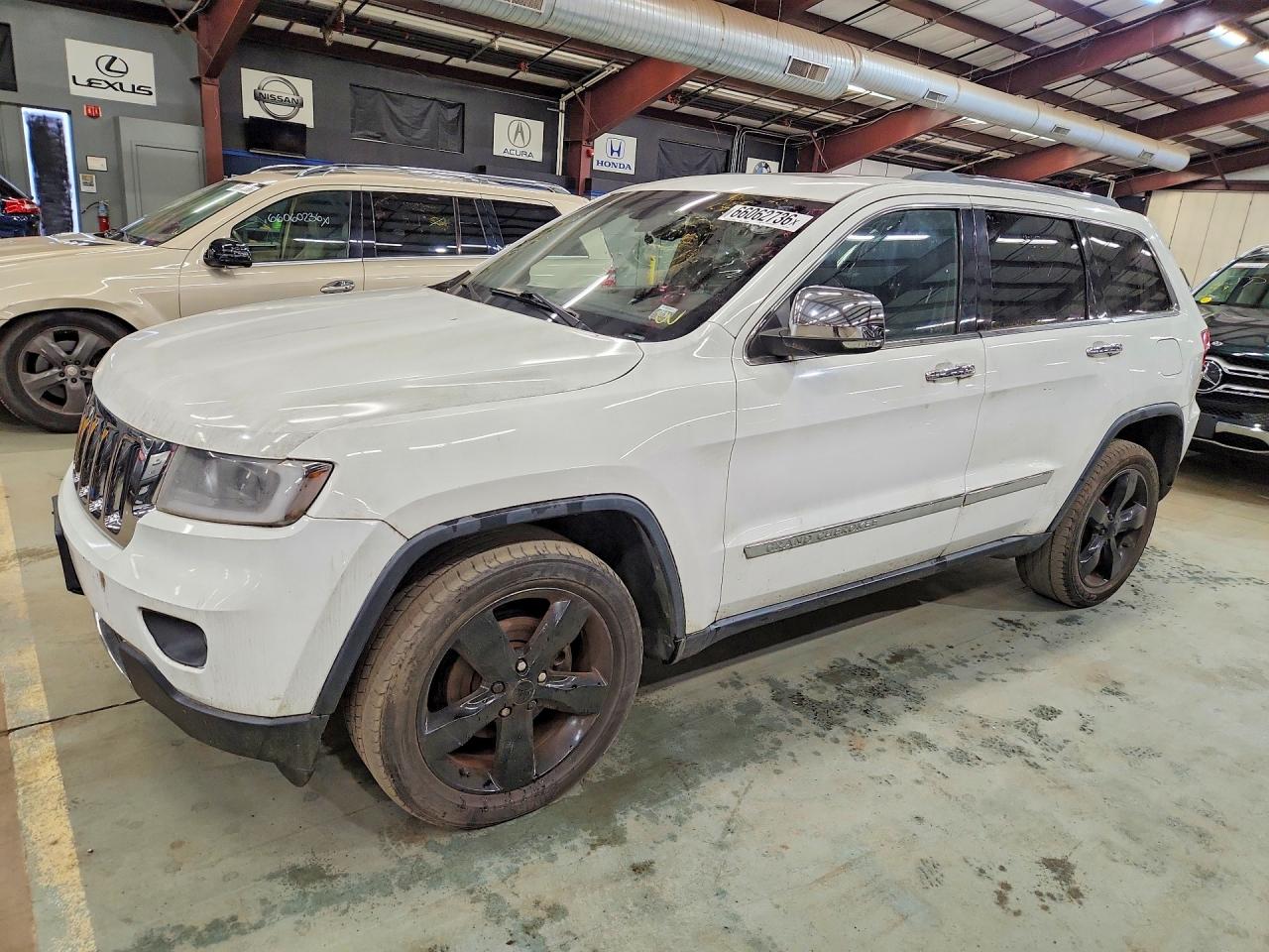2013 JEEP GRAND CHEROKEE LIMITED  