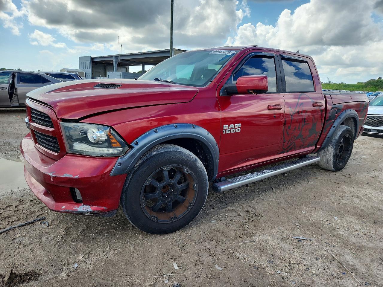 2013 RAM 1500 SPORT  