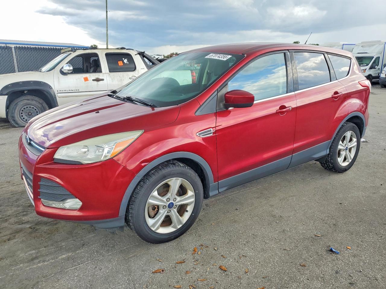 2015 FORD ESCAPE SE  