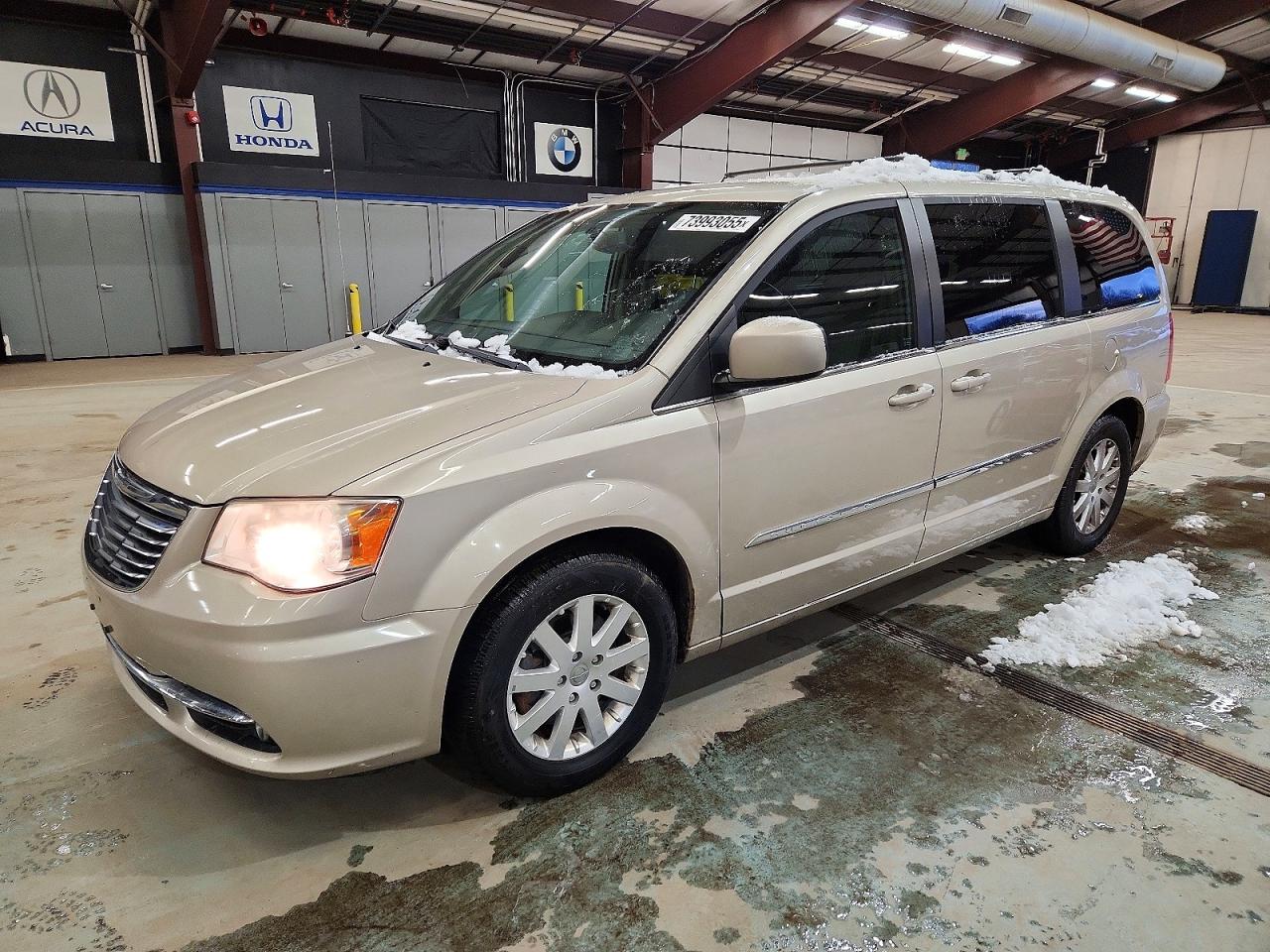 2013 CHRYSLER TOWN & COUNTRY TOURING  