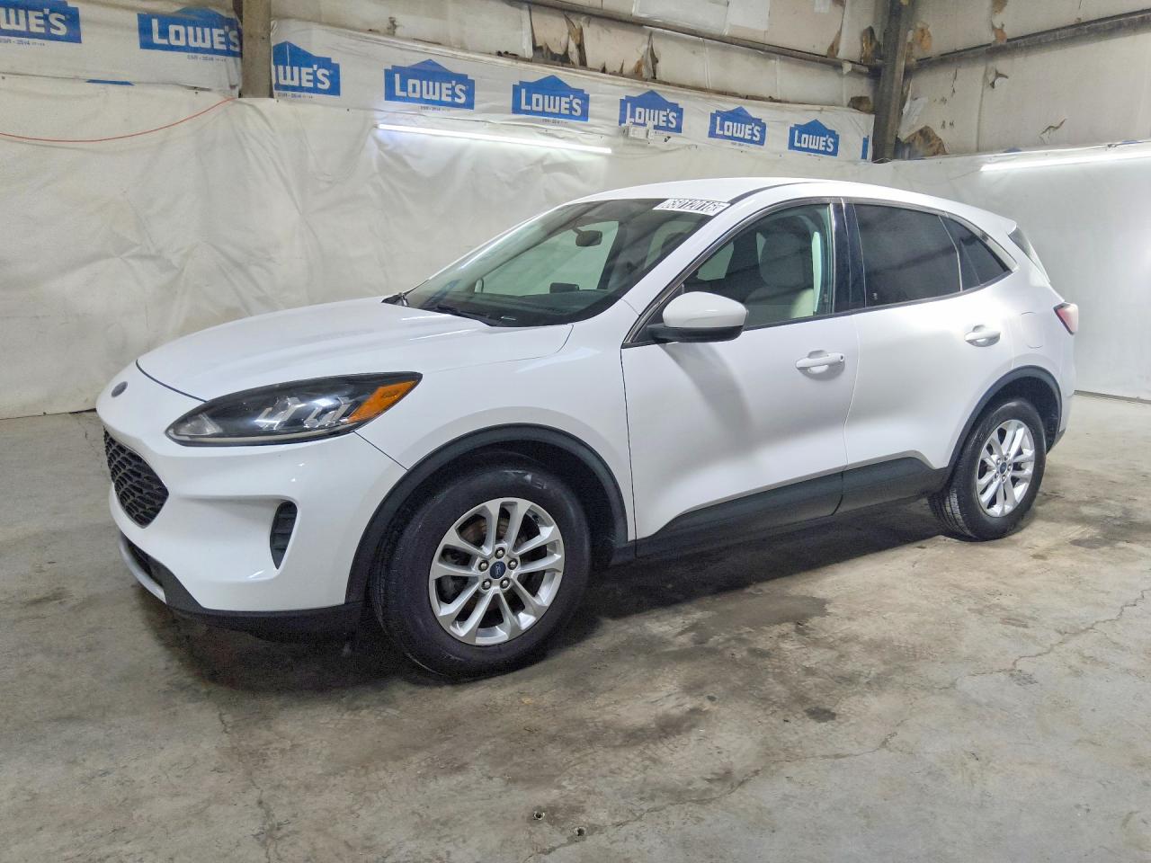 2021 FORD ESCAPE SE  
