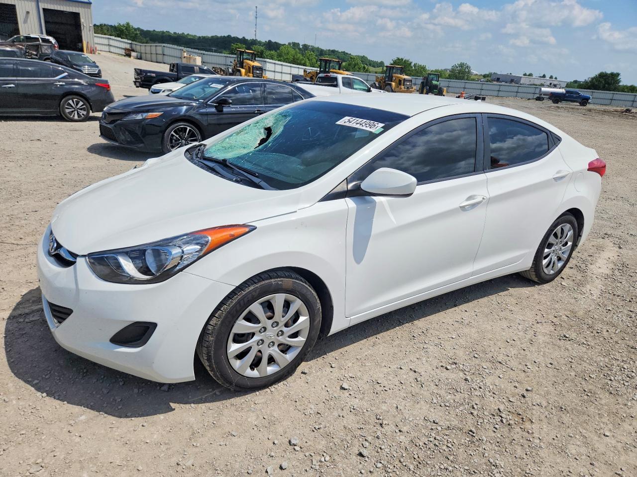 2013 HYUNDAI ELANTRA GLS  
