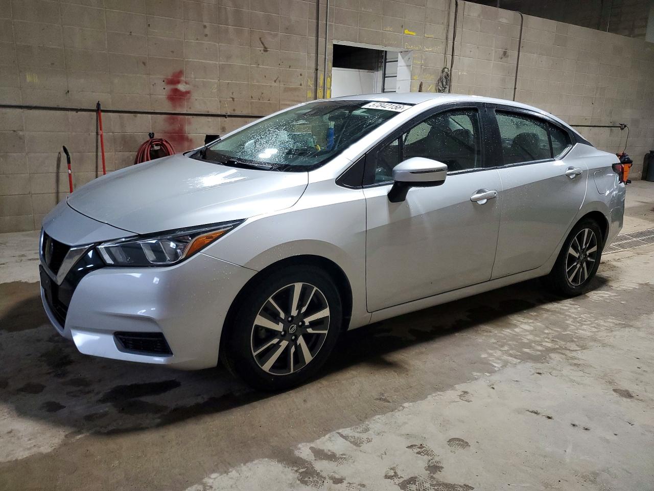 2021 NISSAN VERSA SV  