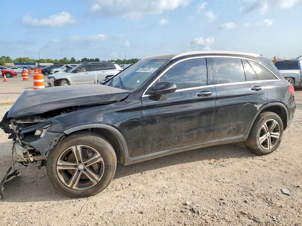 2017 MERCEDES-BENZ GLC 300 4MATIC  
