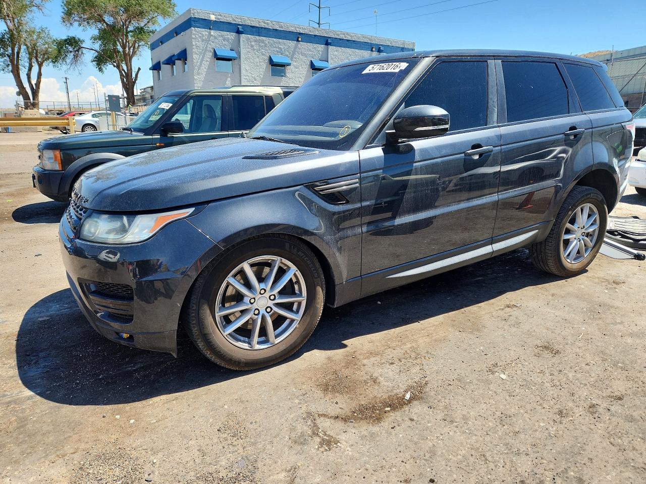 2016 LAND ROVER RANGE ROVER SPORT SE  