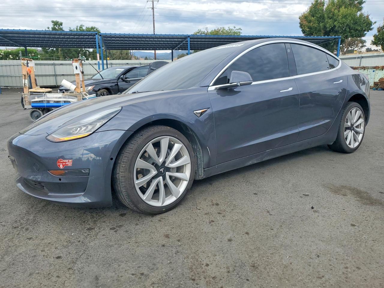2018 TESLA MODEL 3   